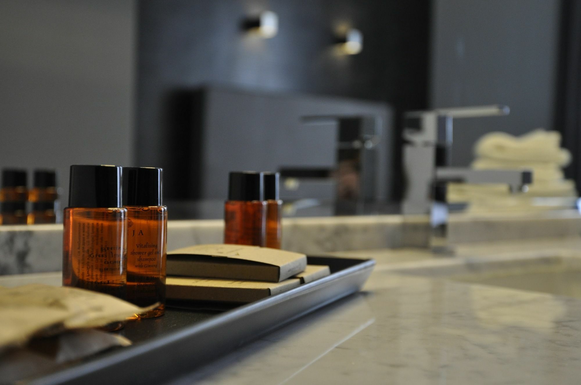 Place 24 Suites & Wellness Рим Екстериор снимка
